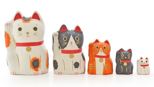 Matryoshka Style Washi Paper Maneki Neko - Set of 5 Sizes (4 Colors)