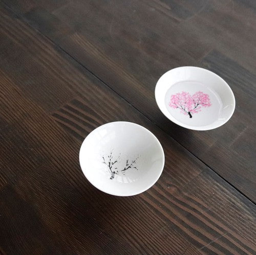 SAKURA COLOR-CHANGING SAKE CUP [Set of 2] 🍶