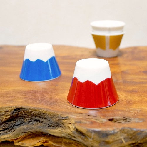 MOUNT FUJI POTTERY SAKE CUPS GIFT SET