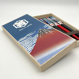 MOUNT FUJI FROM 36 VIEWS OF MOUNT FUJI WOODEN CHOPSTICKS - GIFT SET of 5