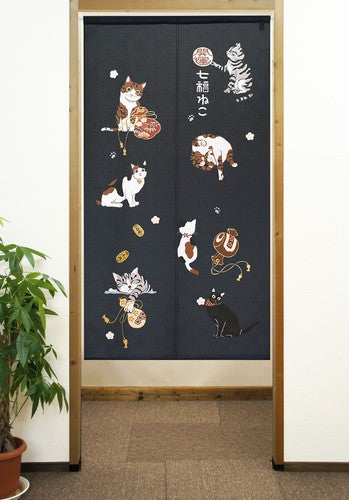 Seven Lucky Cats 85x150cm Noren Curtain (3 Colors)